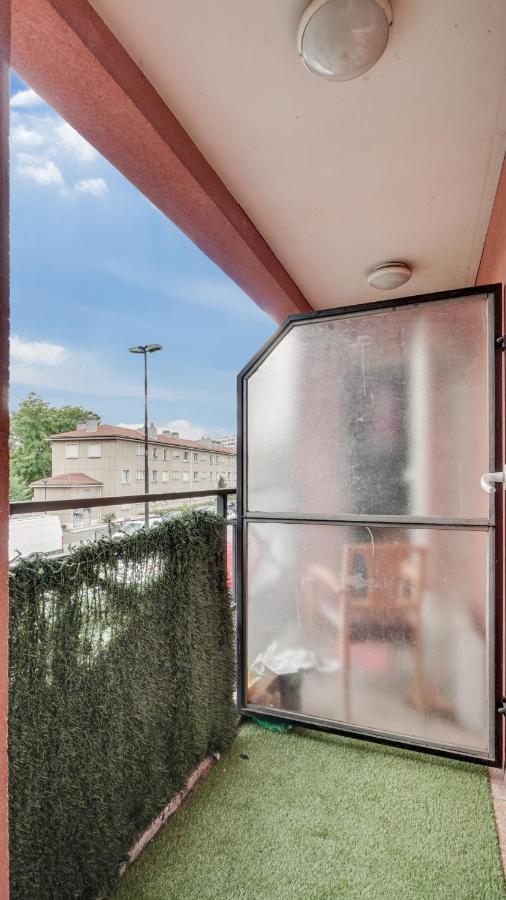 Апартаменты Chic Apart With Parking Near Paris Обервилье Экстерьер фото